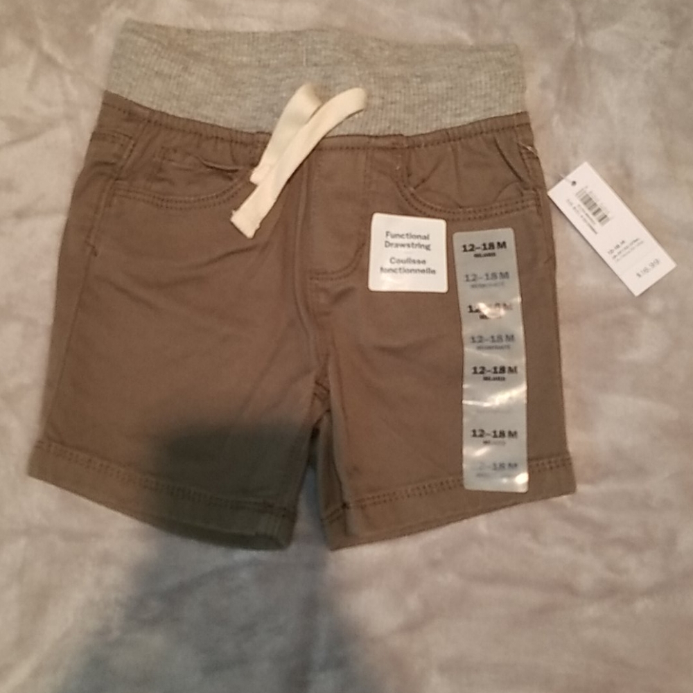 Old Navy boy shorts size 12-18 months